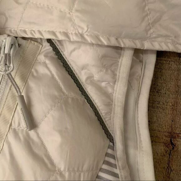 Mondetta womens small down feather puffer vest gray white striped oversized neck - Picture 10 of 13